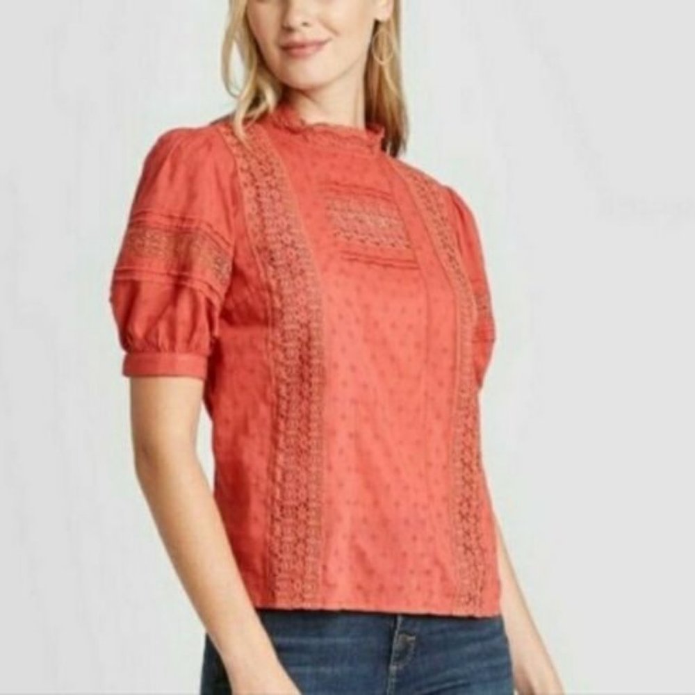 Universal Thread Women's Blouse Size M Puff Sleeve Eyelet Blouse Dark Pink